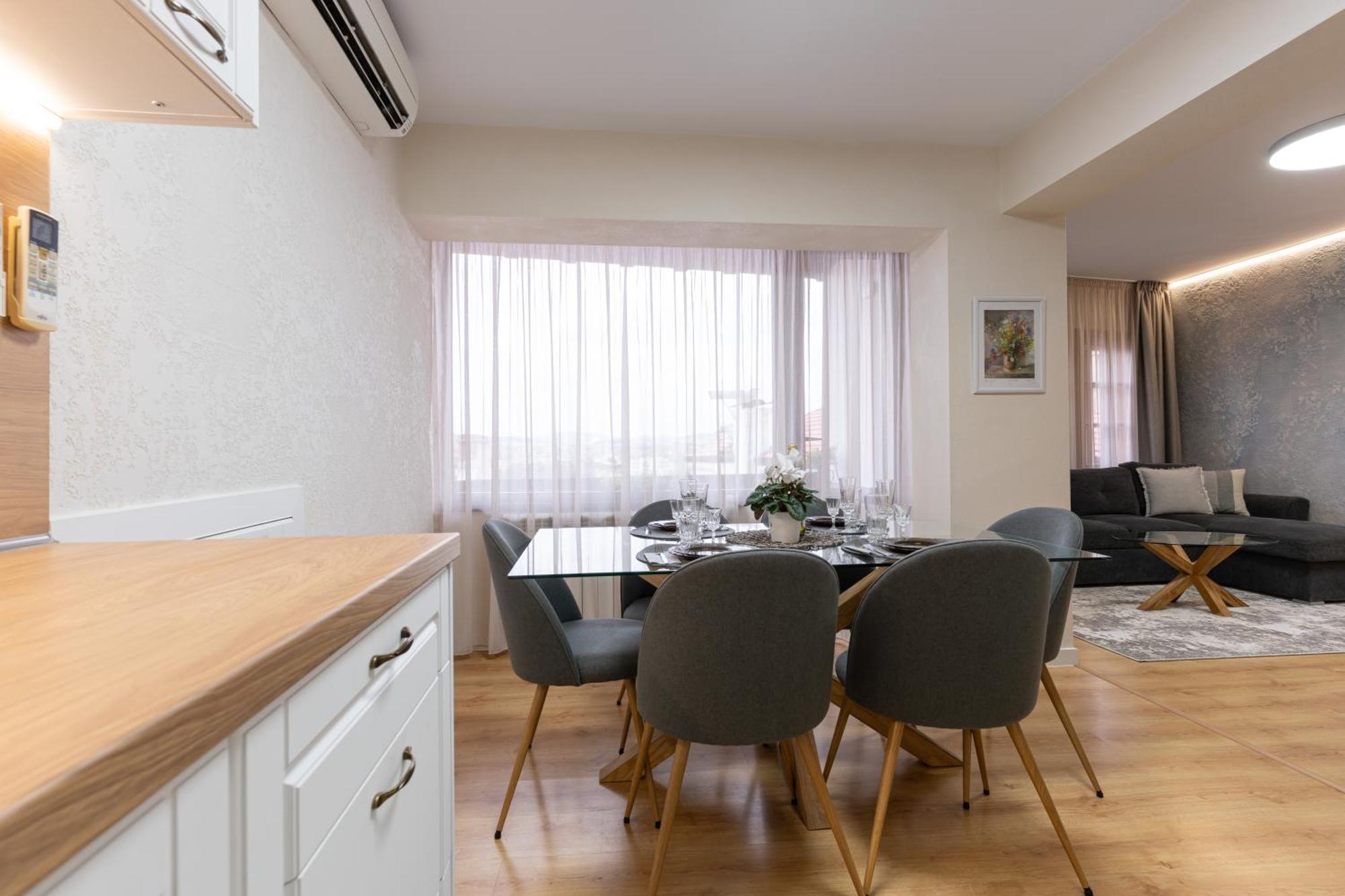 Guest House Divna เวลีคอเทอร์โนโว ภายนอก รูปภาพ