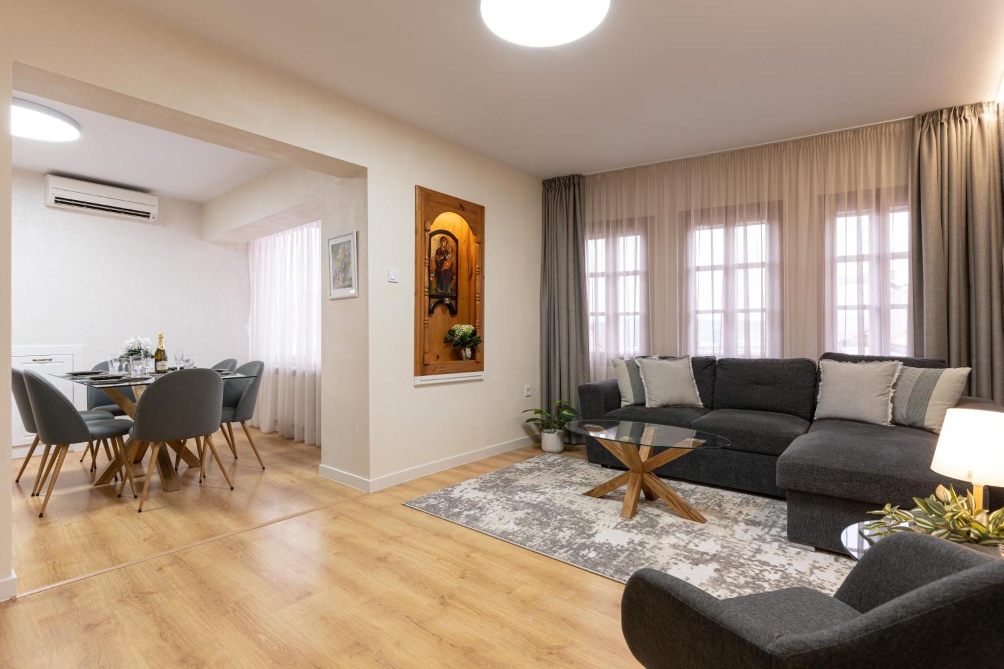 Guest House Divna เวลีคอเทอร์โนโว ภายนอก รูปภาพ