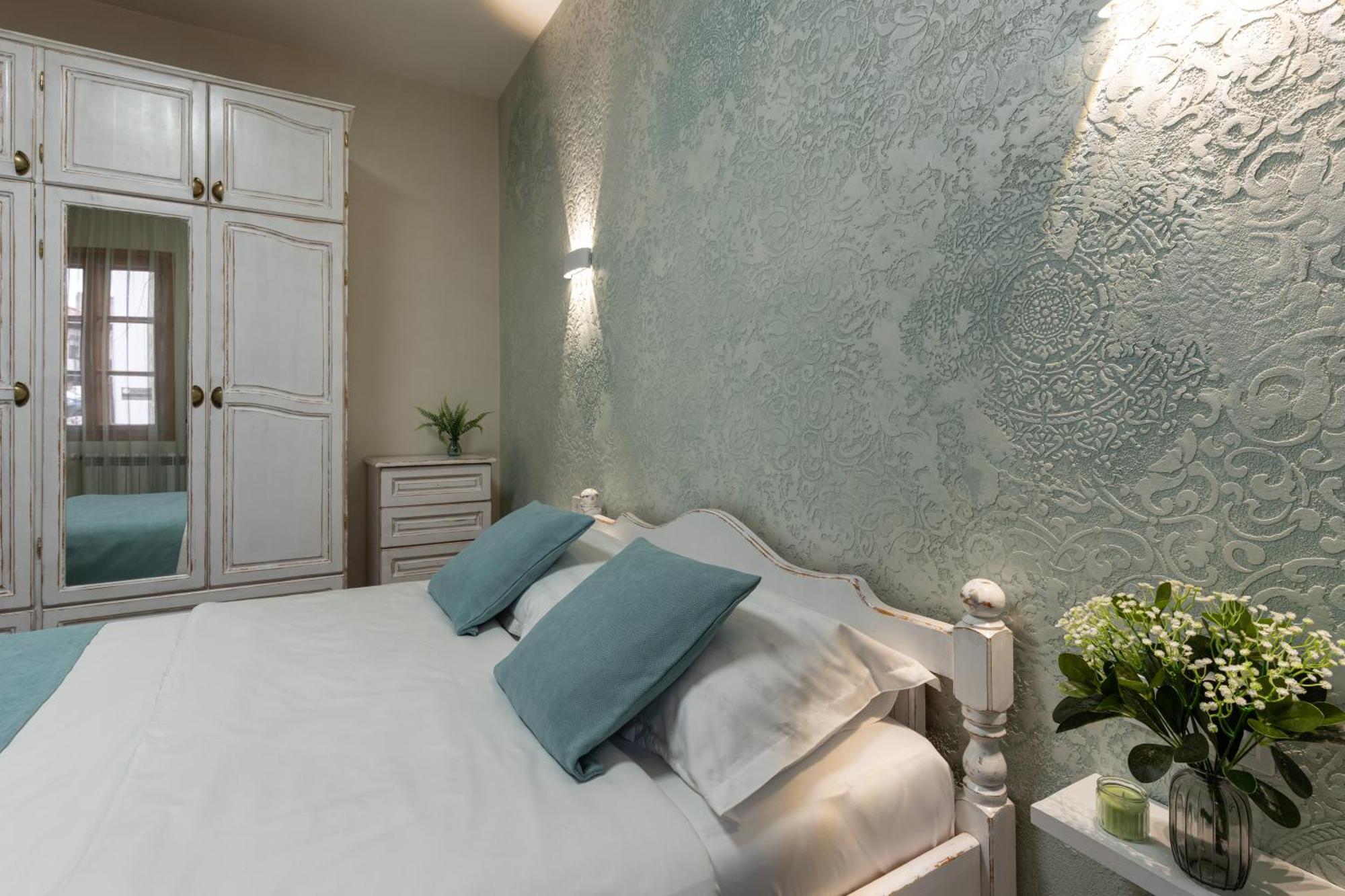Guest House Divna เวลีคอเทอร์โนโว ภายนอก รูปภาพ