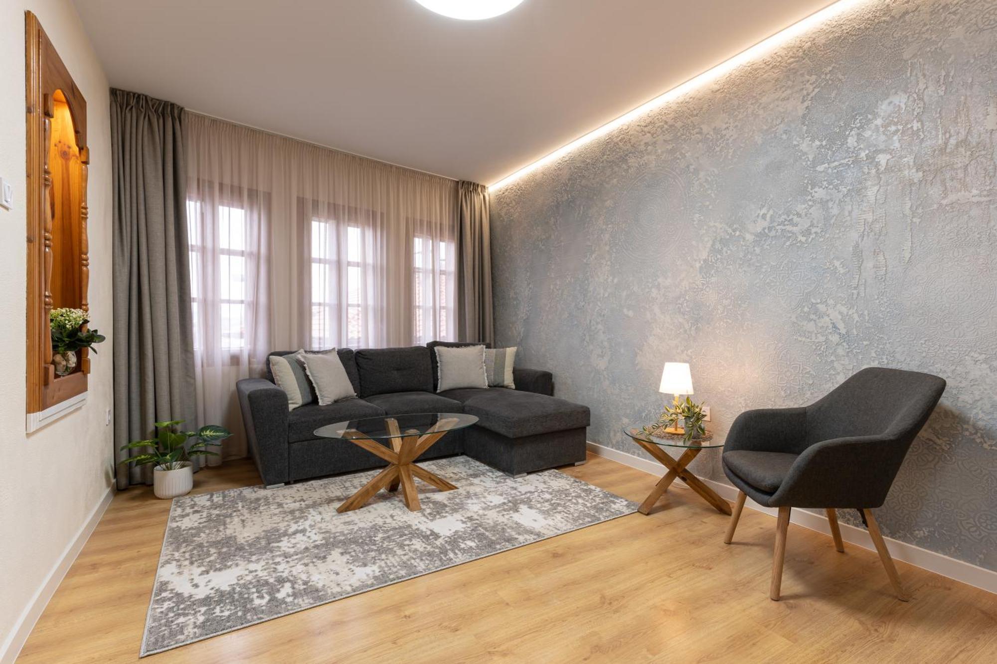 Guest House Divna เวลีคอเทอร์โนโว ภายนอก รูปภาพ